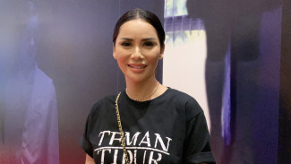 Langganan Akting Antagonis, Devi Demplon Bersyukur Jadi Guru di Film Teman Tidur