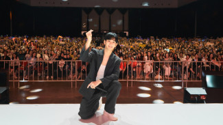 Gelar Fanmeeting di Indonesia, Kim Soo Hyun Disambut Hangat Fans