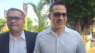 Tanggapan Ari Wibowo Usai Dijodoh-jodohkan dengan Wulan Guritno