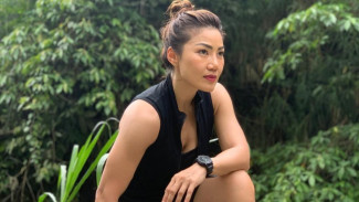 Tak Hadiri Pemakaman Ayah Ari Wibowo, Inge Anugrah Lagi di Lombok