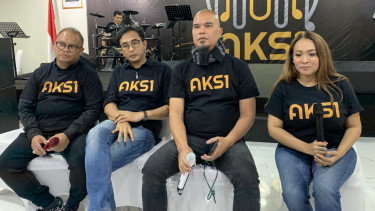 AKSI.