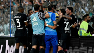 Juventus Mau Buang Pemain Kawakan, Tapi Fans Banyak yang Girang