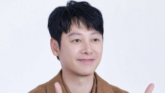 Sempat Dijodohkan dengan Moon Ga Young, Aktor Kim Dong Wook Umumkan Pernikahan dengan Non Selebriti