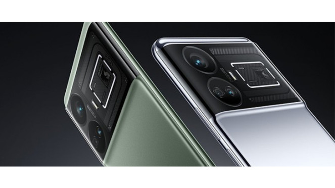 Realme GT5.