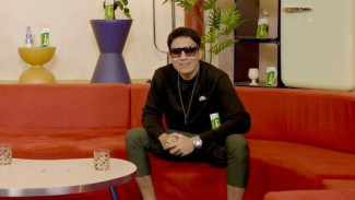 Ketiga Anaknya Patungan Demi Bikin Kejutan Hari Ayah, Desta: Gak Kuat Aku Tuh