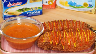 RESEP: Libur Akhir Pekan Yuk Bikin Corn Dog With Rose Sauce