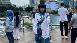 Intip Perpaduan Unik Cosplayer dan Game Ini