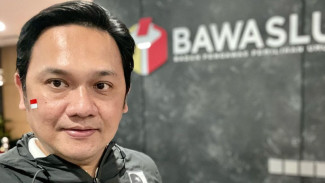 Terpopuler: Farhat Abbas Merasa Dipermalukan, Suami Momo Eks Geisha Beri Hadiah Stadion Standar FIFA