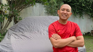 Oki Rengga Mewarisi Darah Panas Sang Ibu: Mamakku Pernah Mau Belah Kepala Orang