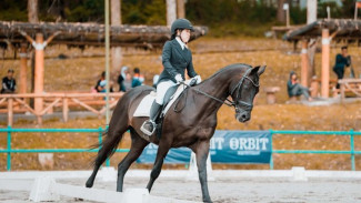 Optimisme Victoria Lee Naik Podium di Equestrian All Star Tour 2024