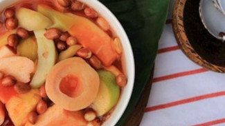 Rujak dan Asinan Indonesia Masuk Daftar 10 Salad Buah Terbaik Dunia