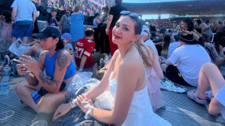 Donna Agnesia Nonton Taylor Swift ke Swiss Bareng Sang Putri, Penampilannya Bikin Salfok