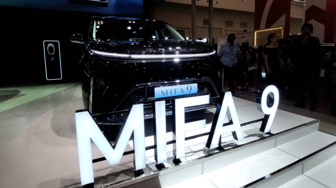 Maxus Mifa 9