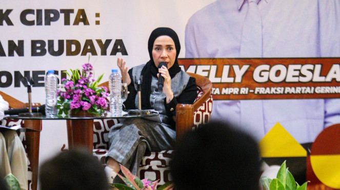 Melly Goeslaw