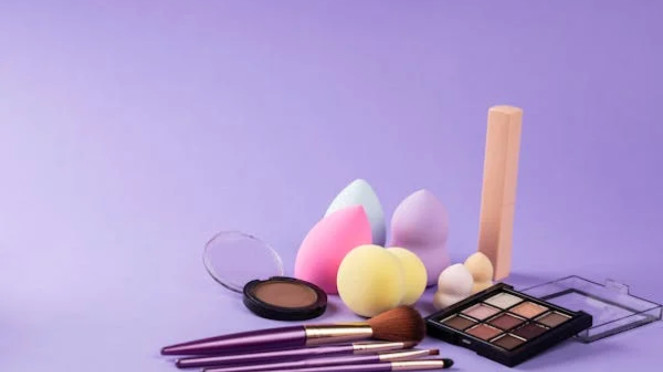 Sponge Makeup