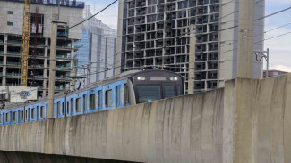 Aturan Penumpang Boleh Batalkan Puasa Dalam MRT: Hanya 10 Menit dan Minum Air Putih-Makan Kurma