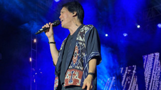 Festival Kebangsaan UNHAS Buat Once Mekel Bicara Makna Musik Menurutnya