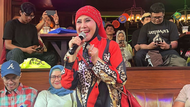 Elvy Sukaesih