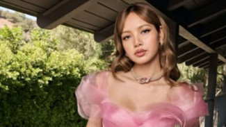 Lisa BLACKPINK Cetak Sejarah, Begini Penampilannya di Piala Dunia 2026