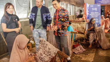 Batik Trusmi.