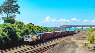 KAI Logistik Kelola 17 Juta Ton Barang Sepanjang Kuartal III-2025, Paling Banyak Angkut Ini