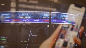 IHSG Dibuka Menguat Serupa Wall Street Meski Dibayangi Koreksi, Bursa Asia Bergerak Variatif