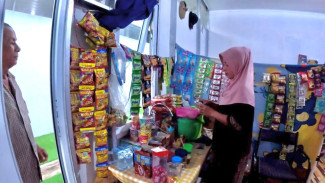 Di Balik Pintu Huntara Ada Semangat dan Kehidupan Baru